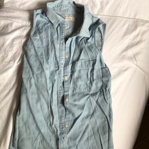Hollister summer top with collar